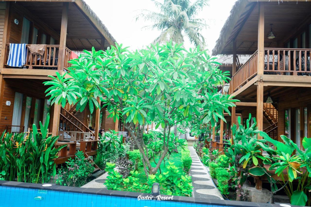 Sadev Resort Gili Trawangan Exterior photo